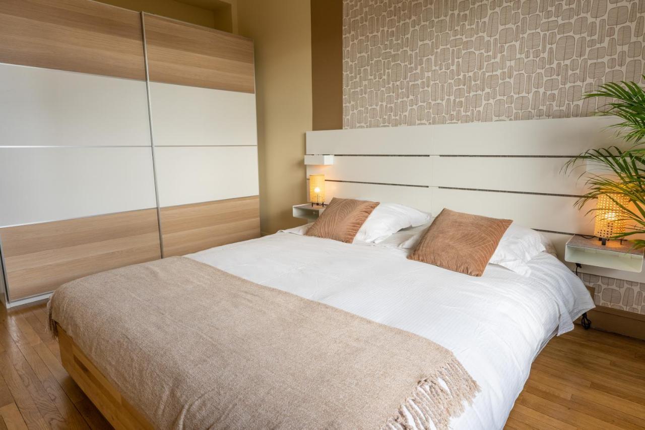 Tours Centre - Proche Gare - Parking Velo - Balcon - Arrivee Autonome Apartment Exterior photo